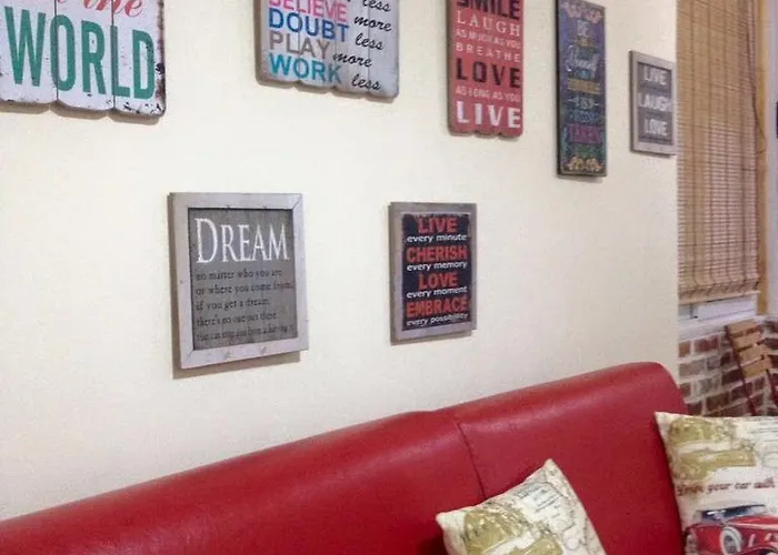 Metropol 23 Hostel *