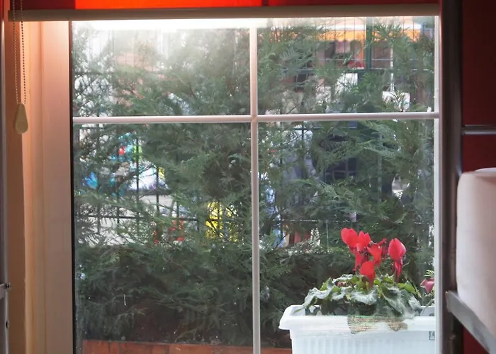 Metropol 23 Hostel *